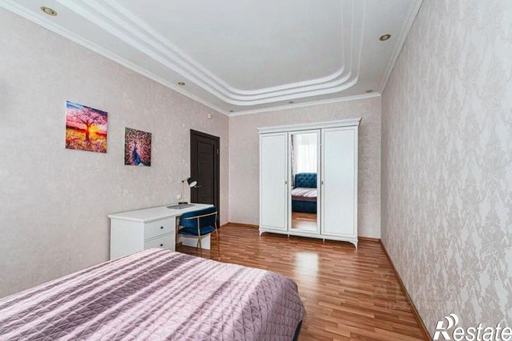 3-комн квартира ул Багратиона, 115,  д. 115