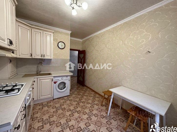 2-комн квартира улица Аксакова, 102А,  д. 102А