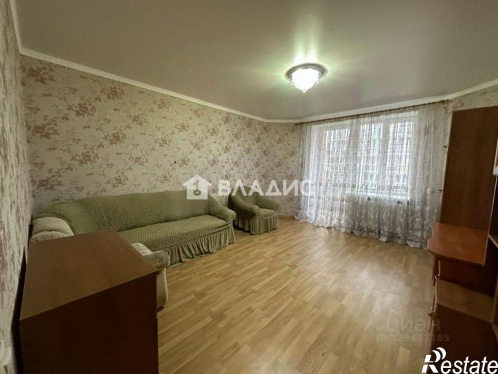 2-комн квартира улица Аксакова, 102А,  д. 102А