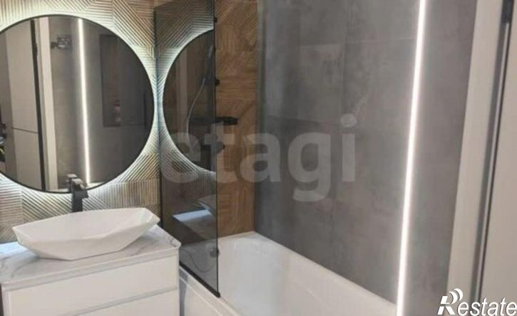 2-комн квартира ул Гайдара, 90,  д. 90