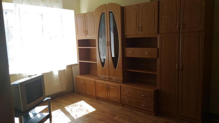 2-комн квартира Россия, Сержанта Мишина ул, 3