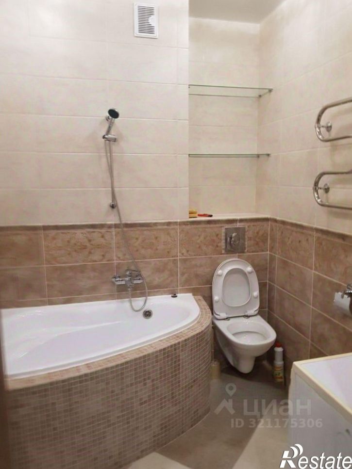 1-комн квартира улица Александра Суворова, 33,  д. 33