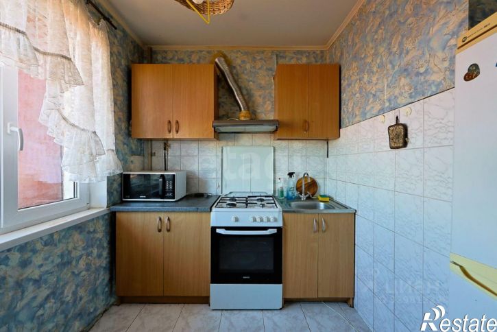 3-комн квартира улица 9-го Апреля, 12,  д. 12