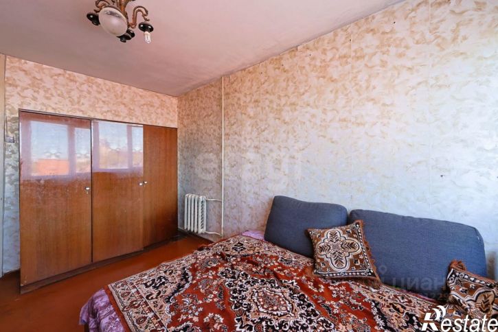 3-комн квартира улица 9-го Апреля, 12,  д. 12