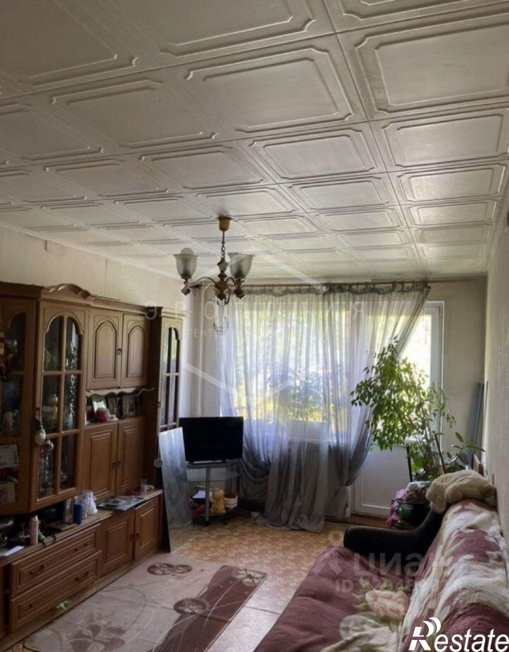 3-комн квартира Батальная улица, 77,  д. 77