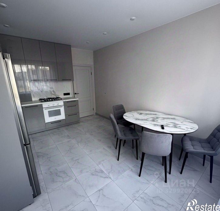 2-комн квартира улица Поленова, 6 к1,  д. 6 к1