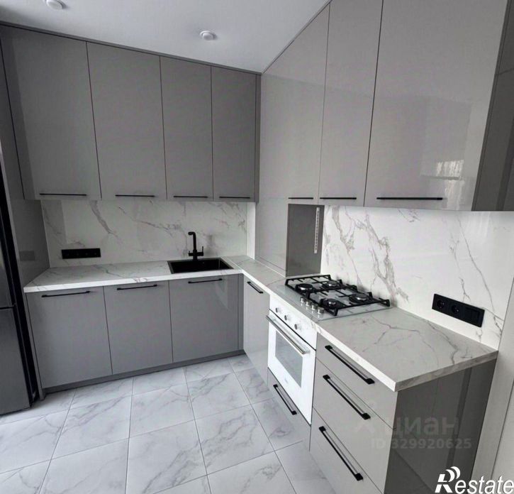 2-комн квартира улица Поленова, 6 к1,  д. 6 к1