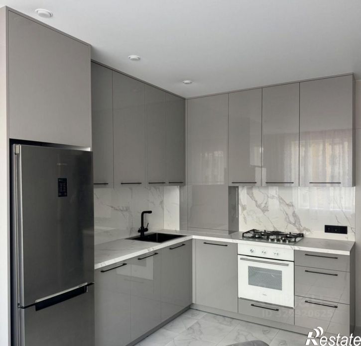 2-комн квартира улица Поленова, 6 к1,  д. 6 к1