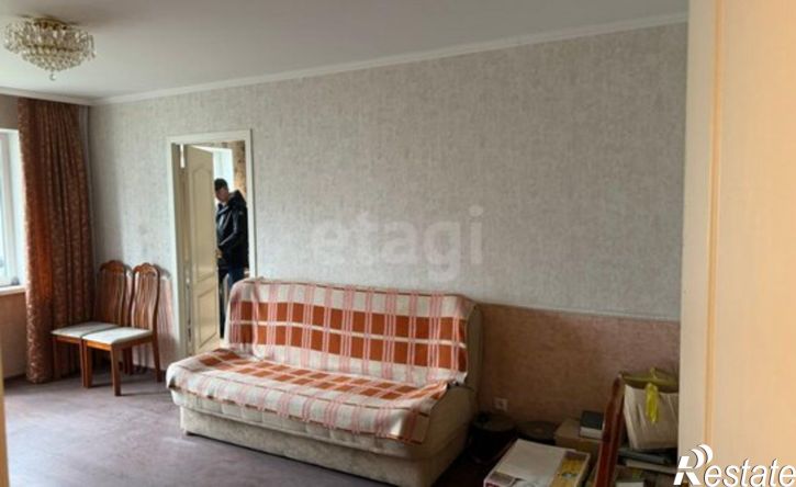 3-комн квартира улица Чекистов, 5,  д. 5