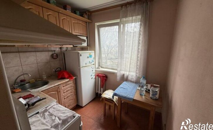 3-комн квартира улица Чекистов, 5,  д. 5