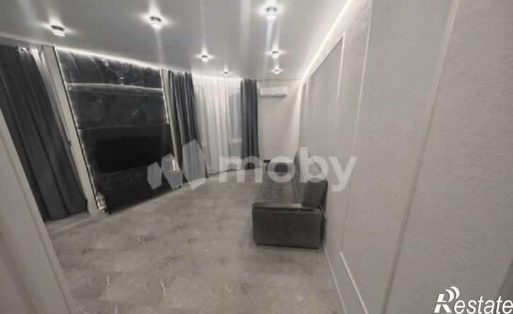2-комн квартира ул Гайдара, 90,  д. 90