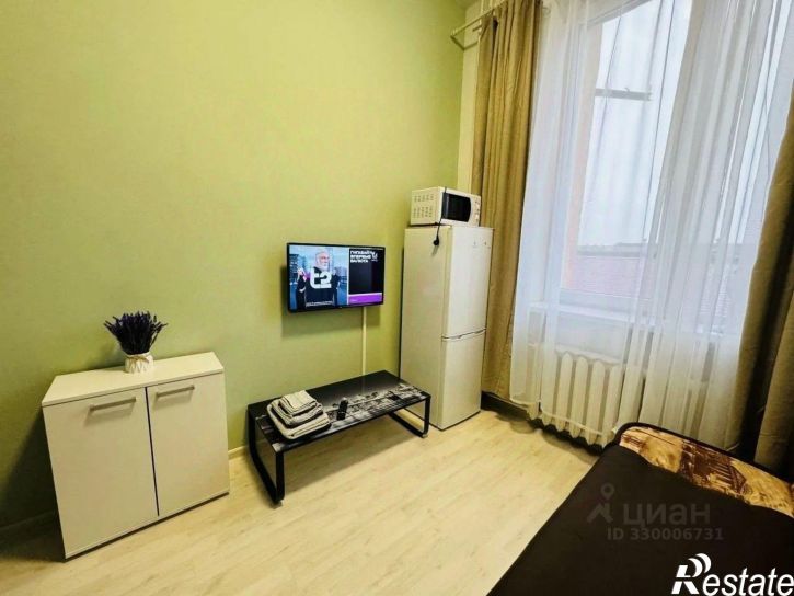 1-комн квартира улица Александра Суворова, 41,  д. 41