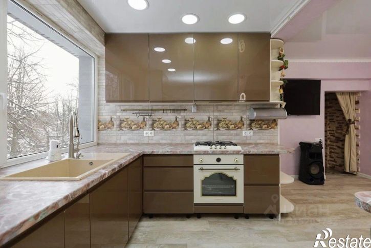 4-комн квартира ул В.Дубинина, 3,  д. 3