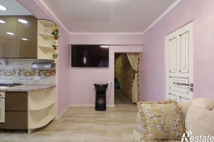 4-комн квартира ул В.Дубинина, 3,  д. 3
