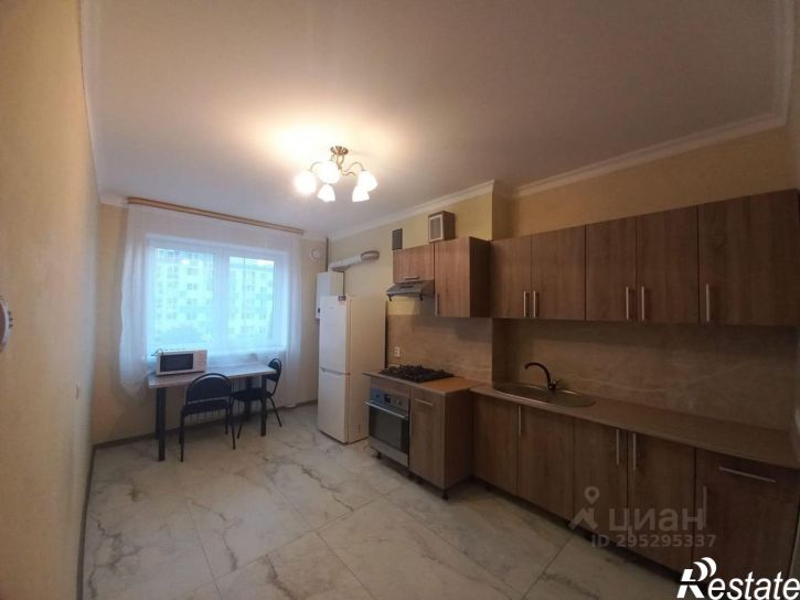 2-комн квартира Коммунистическая улица, 26,  д. 26
