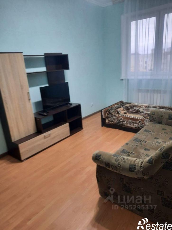 2-комн квартира Коммунистическая улица, 26,  д. 26