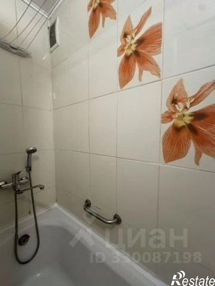 3-комн квартира улица Кирова, 44,  д. 44