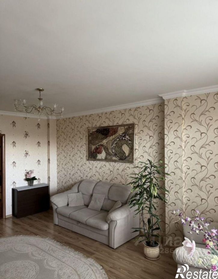 3-комн квартира ул Дзержинского, 96А,  д. 96А