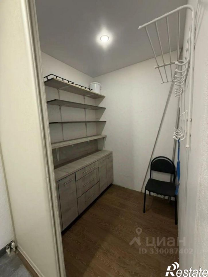 1-комн квартира ул Ивана Земнухова, 8,  д. 8