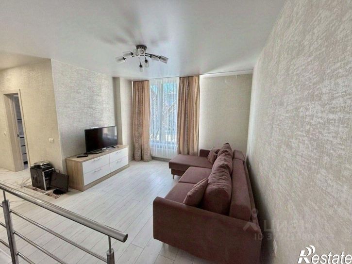 3-комн квартира пр-кт Победы, 80,  д. 80