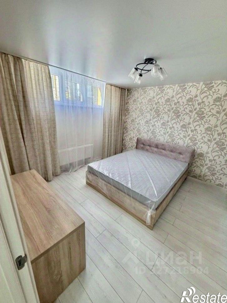 3-комн квартира пр-кт Победы, 80,  д. 80
