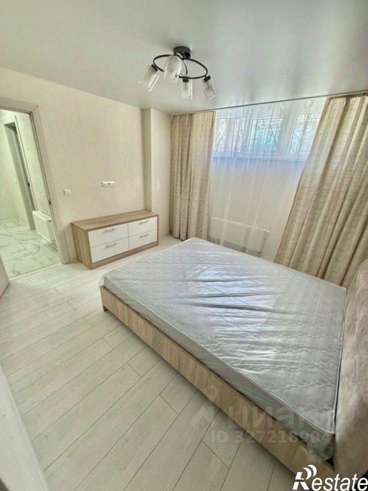 3-комн квартира пр-кт Победы, 80,  д. 80