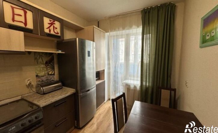 2-комн квартира улица Лукашова, 20,  д. 20