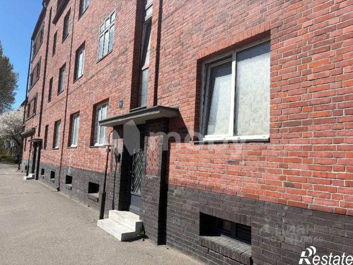 3-комн квартира ул Нарвская, 35,  д. 35