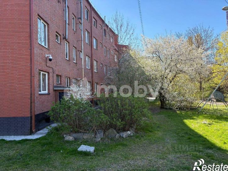 3-комн квартира ул Нарвская, 35,  д. 35