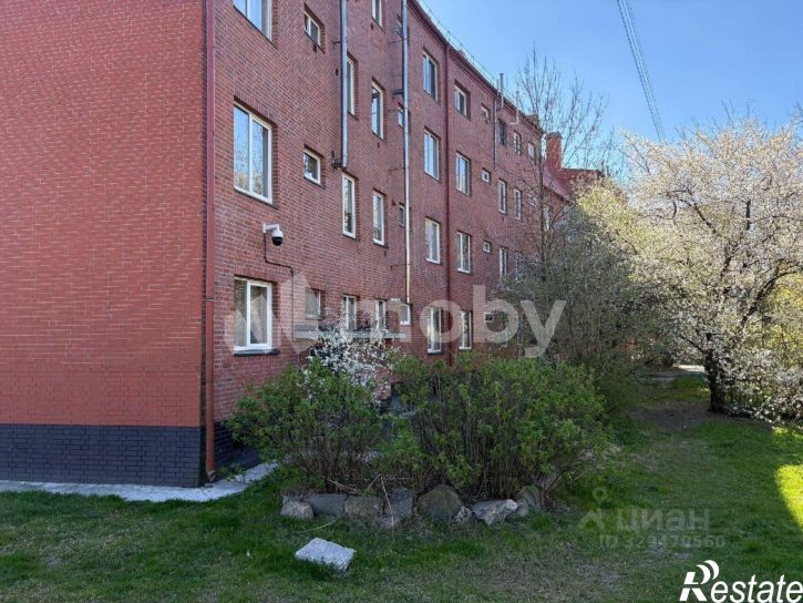 3-комн квартира ул Нарвская, 35,  д. 35
