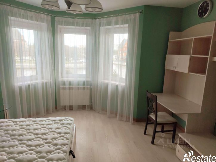 3-комн квартира Эпроновская улица, 20,  д. 20