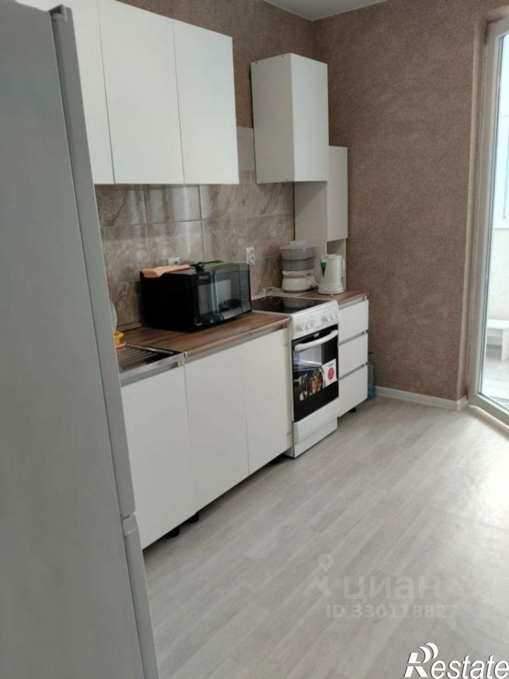 1-комн квартира улица Александра Суворова, 59,  д. 59