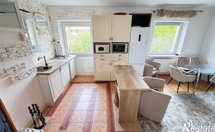 4-комн квартира улица Менделеева, 27,  д. 27