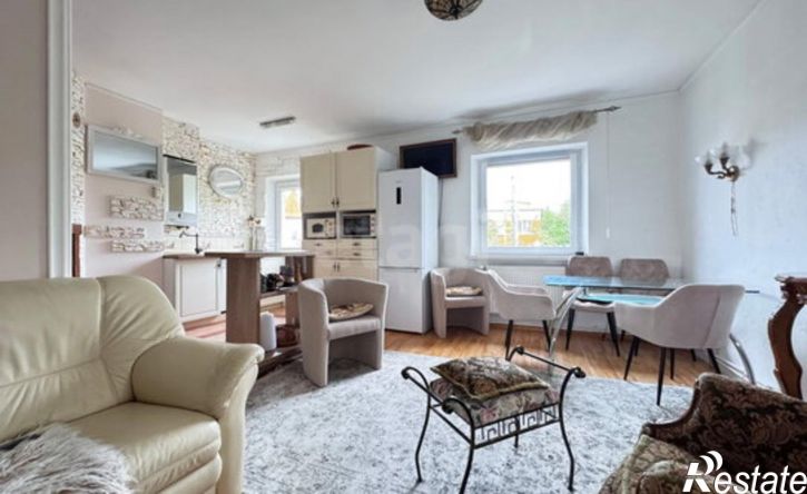 4-комн квартира улица Менделеева, 27,  д. 27