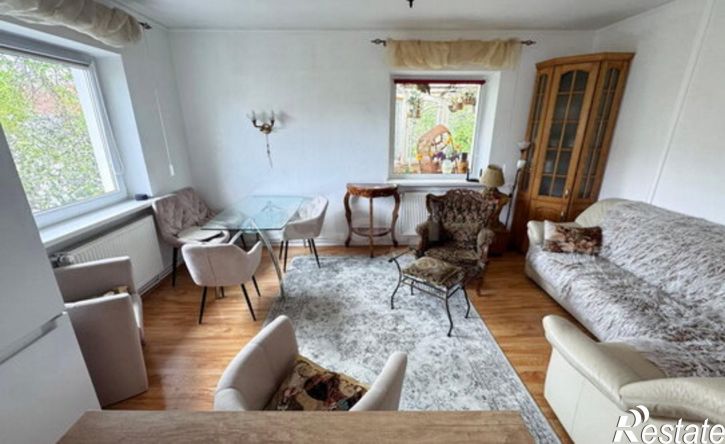 4-комн квартира улица Менделеева, 27,  д. 27