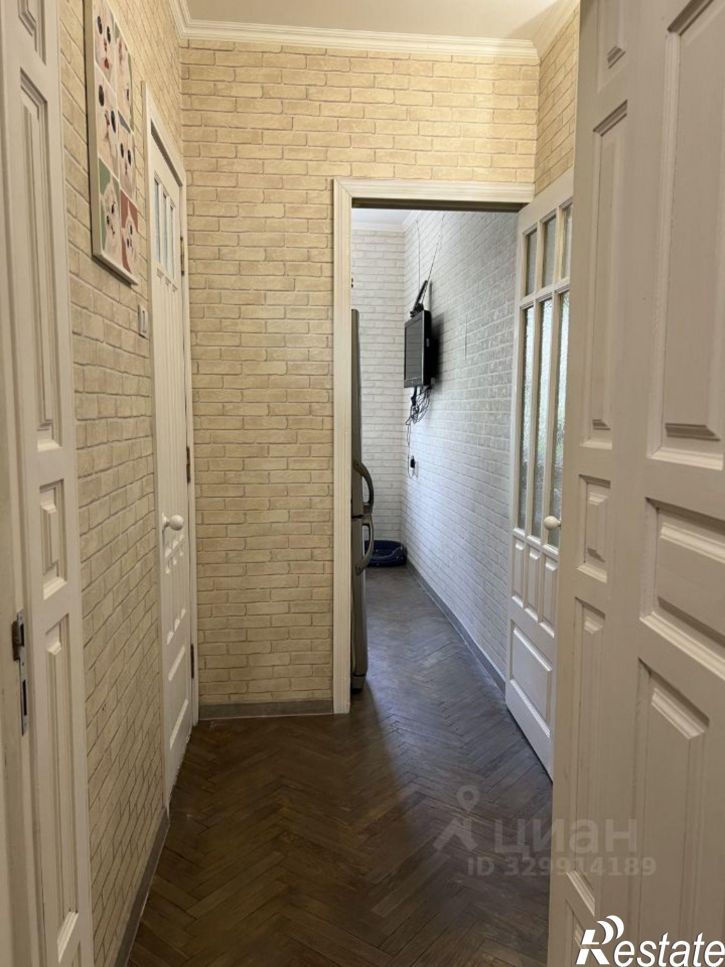 2-комн квартира Красная улица, 23,  д. 23