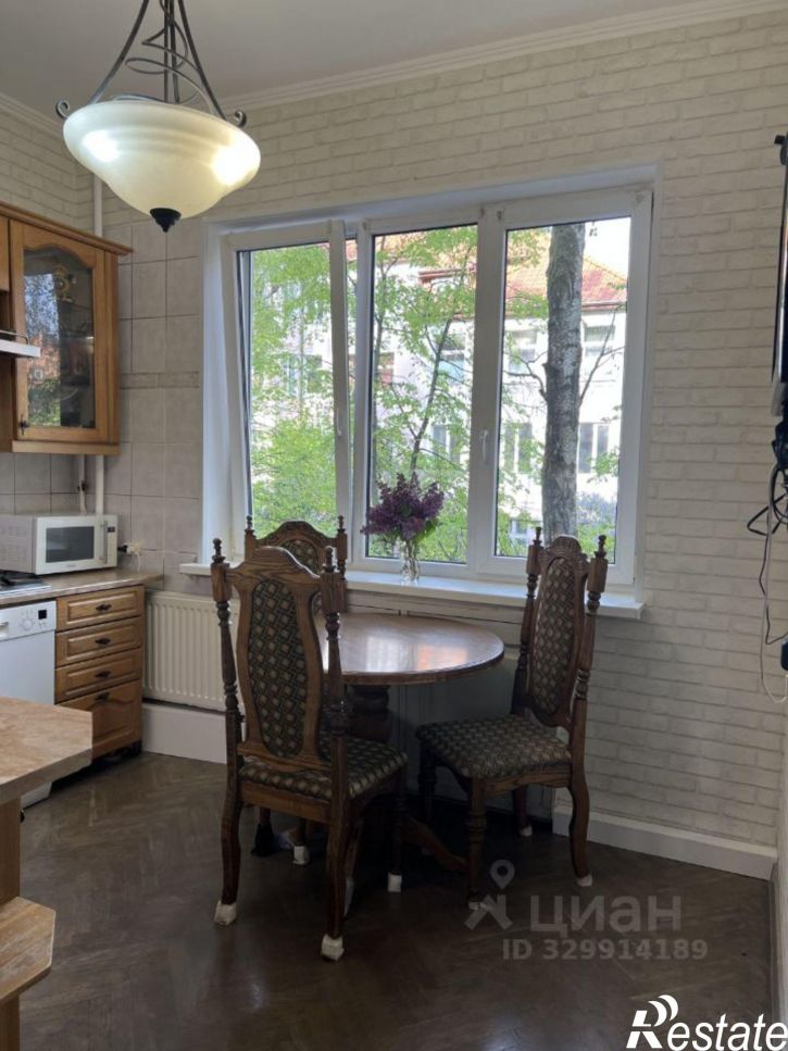 2-комн квартира Красная улица, 23,  д. 23