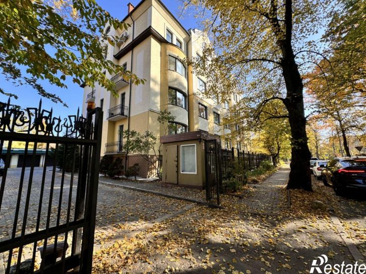 3-комн квартира ул Огарева, 32,  д. 32