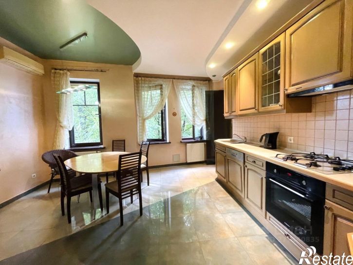 3-комн квартира ул Огарева, 32,  д. 32