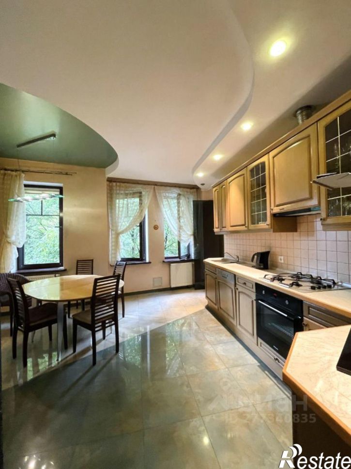 3-комн квартира ул Огарева, 32,  д. 32