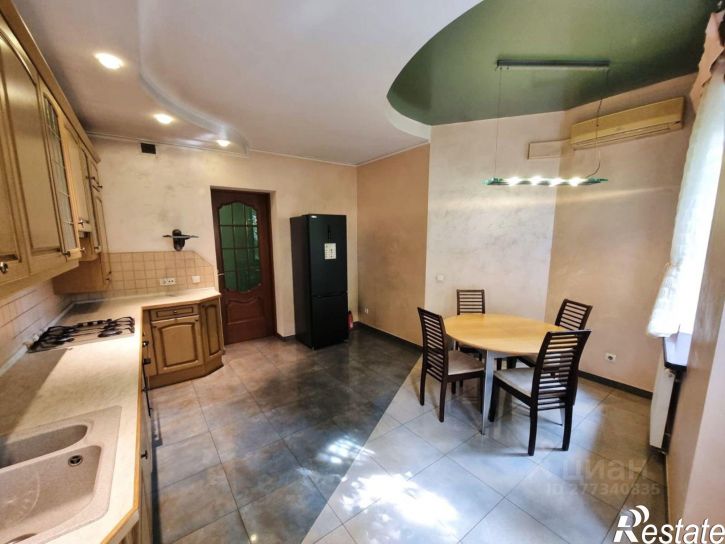 3-комн квартира ул Огарева, 32,  д. 32