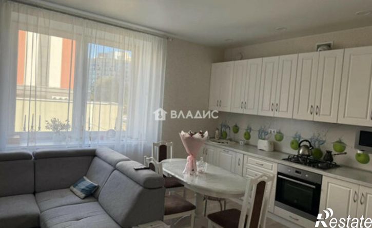2-комн квартира улица Генерала Толстикова, 2Б,  д. 2Б