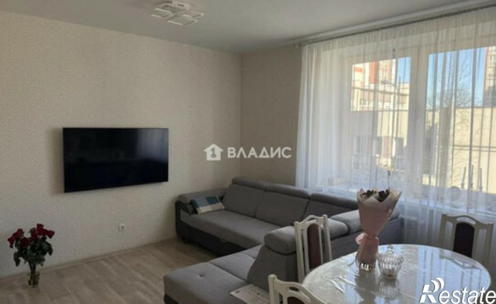2-комн квартира улица Генерала Толстикова, 2Б,  д. 2Б