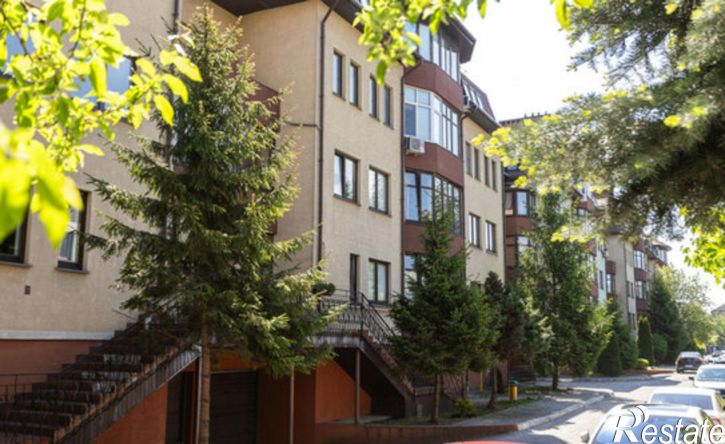 2-комн квартира улица Чкалова, 97,  д. 97