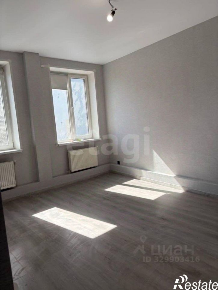 3-комн квартира улица Багратиона, 93А,  д. 93А