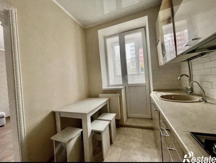 2-комн квартира улица Рихарда Зорге, 1,  д. 1