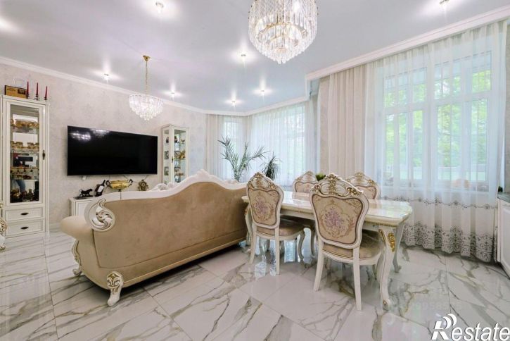 3-комн квартира Стрелецкая улица, 21В,  д. 21В
