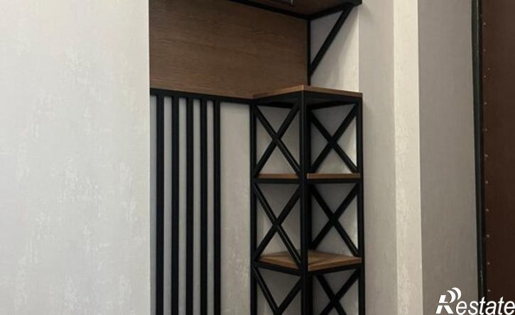 3-комн квартира улица Багратиона, 93А,  д. 93А
