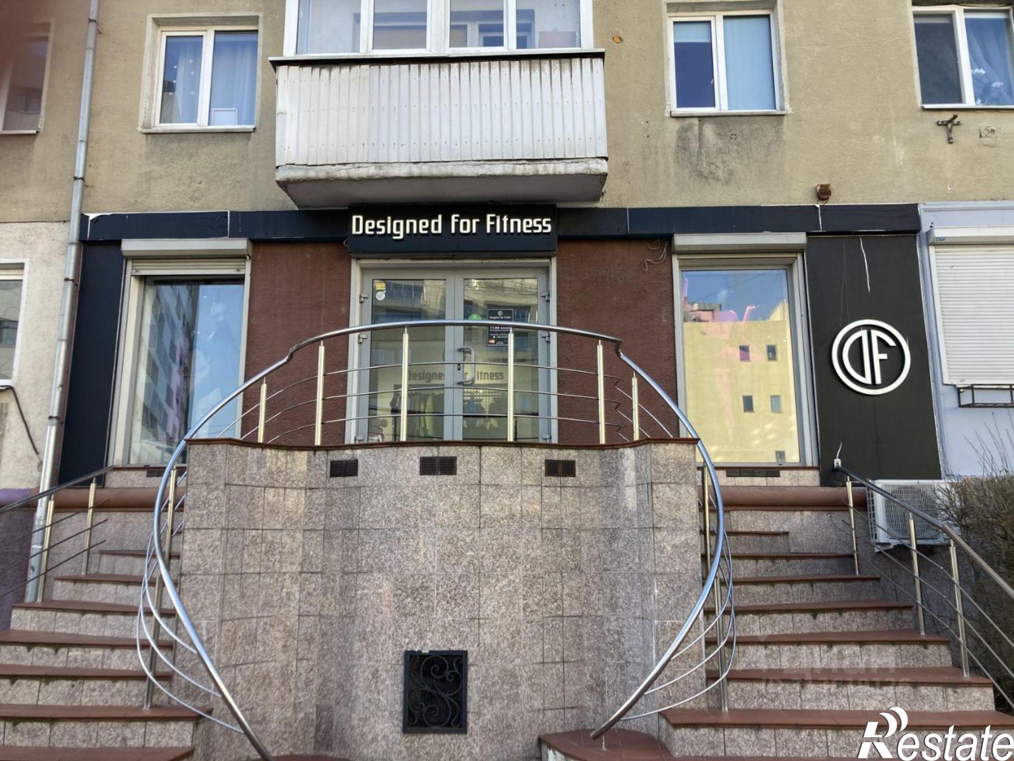 Купить торговое помещение за 11 000 000 рублей на Ленинский пр-кт, 22
