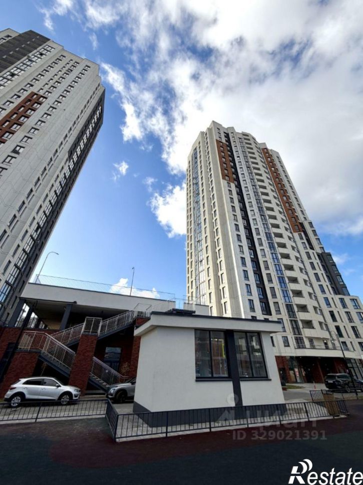 3-комн квартира ул Гайдара, 90,  д. 90